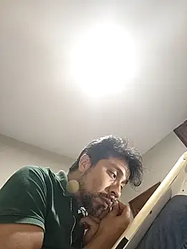 Snapshot of Mac50rus chatting on 10/11/25, 08:02 Mac50rus online show from 10/11/25, 08:02