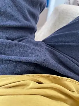 sunnu 97  online show from 10/23/25, 05:51