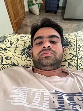 Snapshot of sunnu_97_ chatting on 05/26/26, 06:09 sunnu 97 online show from 05/26/26, 06:09