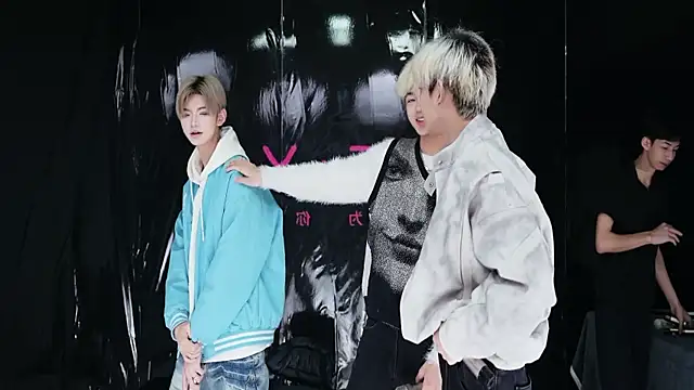 Snapshot of JL-sweetbaby1 chatting on 04/08/26, 11:32 JL-sweetbaby1 online show from 04/08/26, 11:32