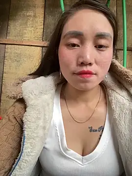 chipp-bong online show from 02/09/26, 01:42