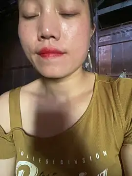 chipp-bong online show from 04/12/26, 07:35