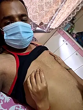 Snapshot of shobha_lover02 chatting on 09/11/25, 10:48 shobha lover02 online show from 09/11/25, 10:48