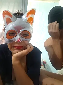 Snapshot of Layd38 chatting on 11/07/25, 11:32 Layd38 online show from 11/07/25, 11:32