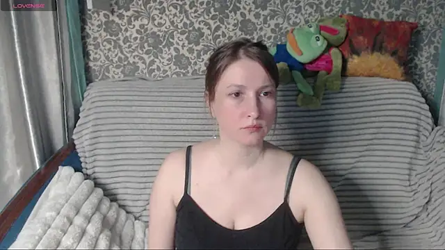 Snapshot of LesanaMagic chatting on 04/03/26, 06:17 LesanaMagic online show from 04/03/26, 06:17