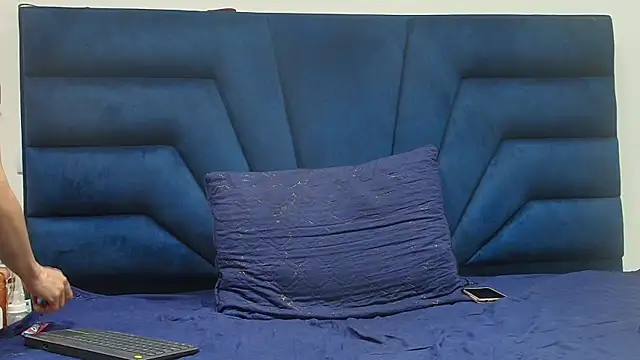 Angell cooper online show from 02/25/26, 01:43