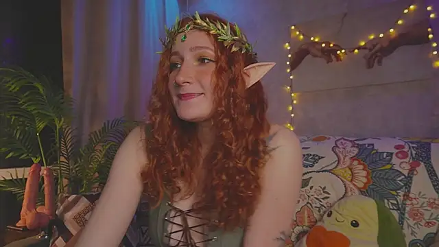 Snapshot of Charming_winky chatting on 10/31/25, 03:46 Charming winky online show from 10/31/25, 03:46