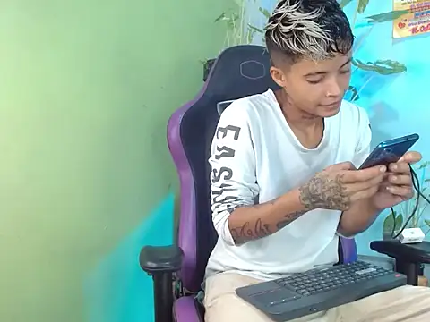 Dorland777 online show from 09/19/25, 12:12