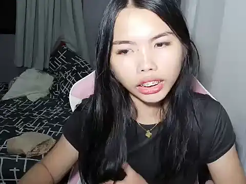 Snapshot of cutie_milker chatting on 05/12/26, 03:09 cutie milker online show from 05/12/26, 03:09