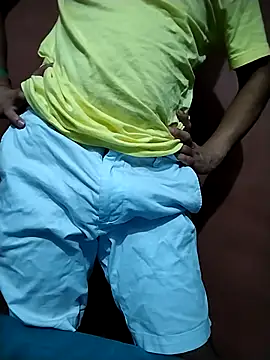 Snapshot of Mau3450 chatting on 10/17/25, 02:15 Mau3450 online show from 10/17/25, 02:15