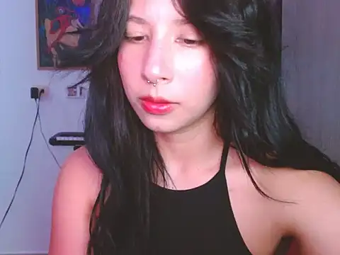 Snapshot of babyvavi chatting on 06/11/26, 01:20 babyvavi online show from 06/11/26, 01:20