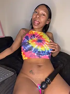 Snapshot of __suki chatting on 03/10/26, 06:29 suki online show from 03/10/26, 06:29