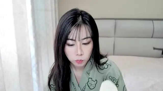 Snapshot of XIAOYU7-2025 chatting on 10/12/25, 07:07 XIAOYU7-2025 online show from 10/12/25, 07:07