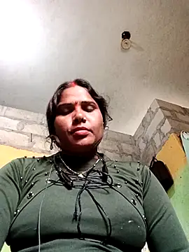 SweetKomal89 online show from 10/28/25, 04:27