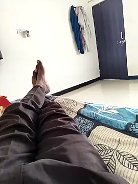 Chanderi19 online show from 11/21/25, 09:52