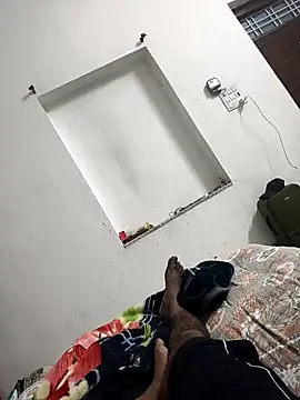 Chanderi19 online show from 03/24/26, 05:51