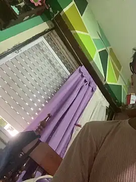 Ismaa  98 online show from 10/17/25, 08:11