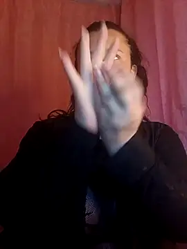 Snapshot of alahia_sw chatting on 11/24/25, 03:12 alahia sw online show from 11/24/25, 03:12