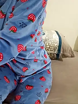 Snapshot of Lamya-dalo3a chatting on 03/11/26, 12:38 Lamya-dalo3a online show from 03/11/26, 12:38