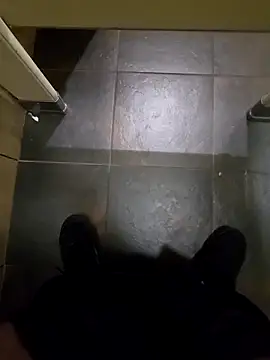 Snapshot of maxelbueno chatting on 09/21/25, 09:16 maxelbueno online show from 09/21/25, 09:16