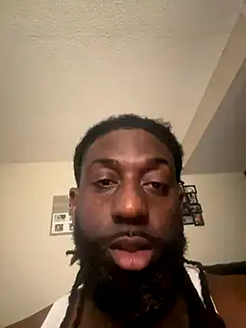 Snapshot of bigbd94 chatting on 09/29/25, 08:13 bigbd94 online show from 09/29/25, 08:13