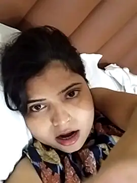 Snapshot of Hot-Pooja25 chatting on 04/01/26, 07:20 Hot-Pooja25 online show from 04/01/26, 07:20