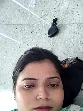 Snapshot of Hot-Pooja25 chatting on 04/13/26, 08:42 Hot-Pooja25 online show from 04/13/26, 08:42