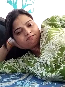 Snapshot of Hot-Pooja25 chatting on 04/19/26, 03:17 Hot-Pooja25 online show from 04/19/26, 03:17