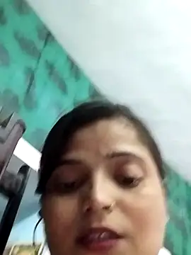 Snapshot of Hot-Pooja25 chatting on 04/22/26, 03:24 Hot-Pooja25 online show from 04/22/26, 03:24