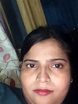 Snapshot of Hot-Pooja25 chatting on 04/24/26, 02:30 Hot-Pooja25 online show from 04/24/26, 02:30