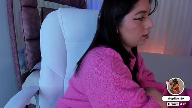 Snapshot of NatySpiice1 chatting on 09/20/25, 11:17 NatySpiice1 online show from 09/20/25, 11:17