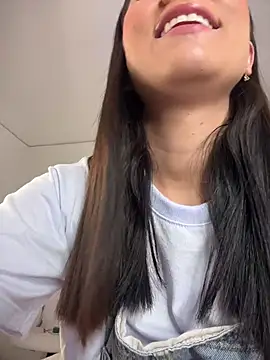 Snapshot of NatySpiice1 chatting on 10/03/25, 10:40 NatySpiice1 online show from 10/03/25, 10:40