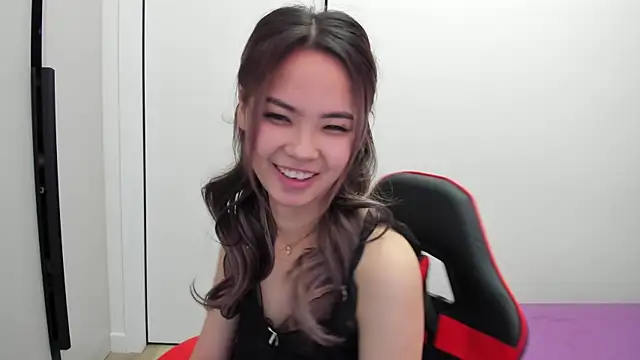 Maakimita online show from 02/24/26, 06:22