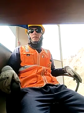 PotroDotado23659 online show from 10/23/25, 01:21