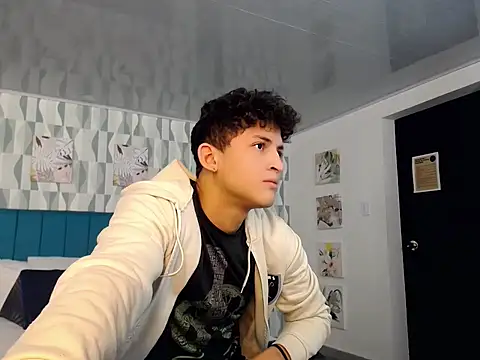 Axel savage online show from 10/04/25, 12:14