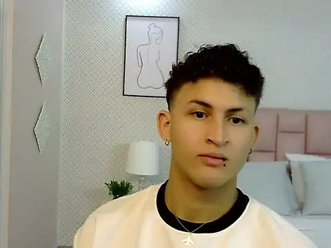 Axel savage online show from 10/06/25, 07:22