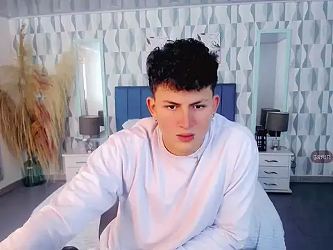 Axel savage online show from 10/15/25, 12:16