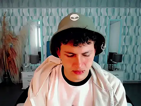 Axel savage online show from 10/31/25, 12:06