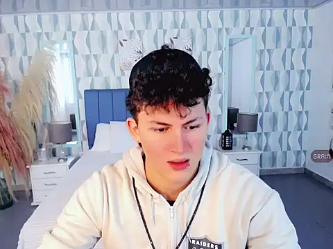 Axel savage online show from 11/03/25, 12:06