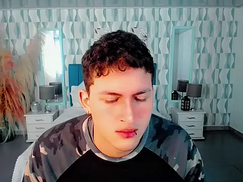 Axel savage online show from 12/01/25, 12:10