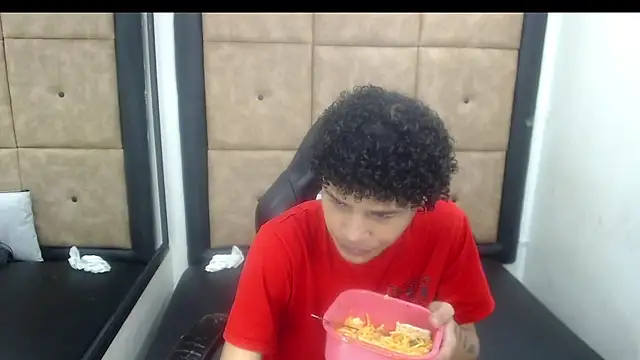 Snapshot of BrindyMichell chatting on 09/27/25, 07:30 BrindyMichell online show from 09/27/25, 07:30