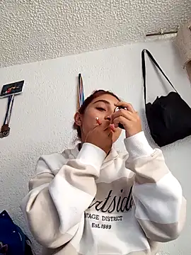 Lia Teen online show from 10/11/25, 04:05