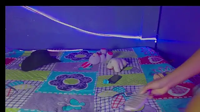 carito-08 online show from 10/29/25, 09:00