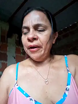 Lucerito-Hot online show from 12/18/25, 11:49