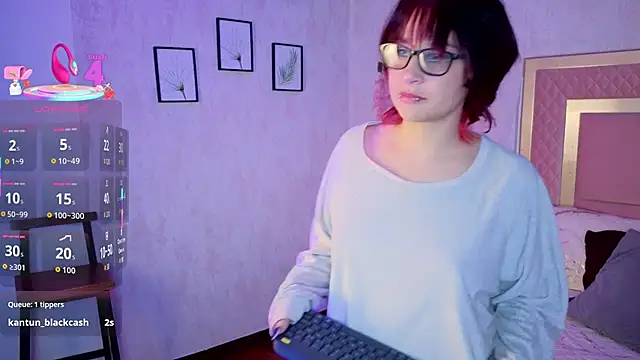 RobinBennett online show from 12/14/25, 01:11