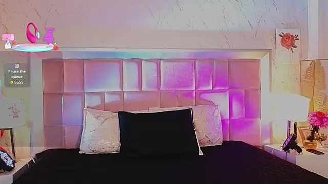 Snapshot of RobinBennett chatting on 03/16/26, 12:20 RobinBennett online show from 03/16/26, 12:20