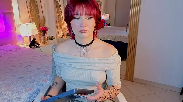 Snapshot of RobinBennett chatting on 04/04/26, 01:41 RobinBennett online show from 04/04/26, 01:41