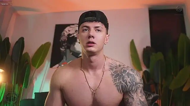 Thomas Falcon online show from 11/27/25, 01:51