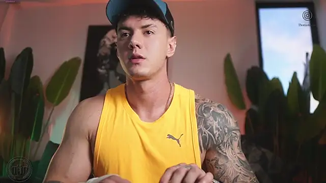 Thomas Falcon online show from 11/29/25, 10:24