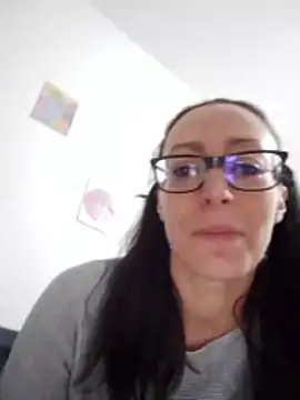 Snapshot of Astrid3 chatting on 03/26/26, 01:11 Astrid3 online show from 03/26/26, 01:11